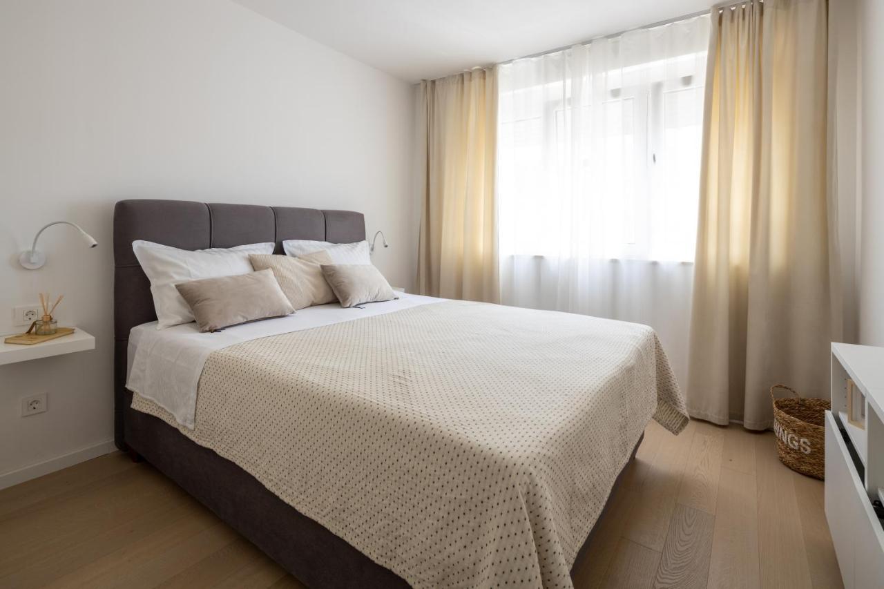 Apartment Nova 4* Dugi Rat Eksteriør billede